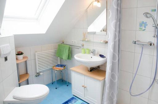 Ferienwohnung Stockrose Middelhagen Bagian luar foto